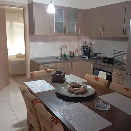 Breeze Néa Péramos